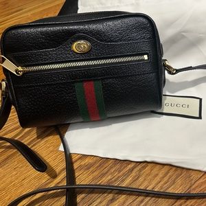 Black Ophidia Mini Shoulder Bag